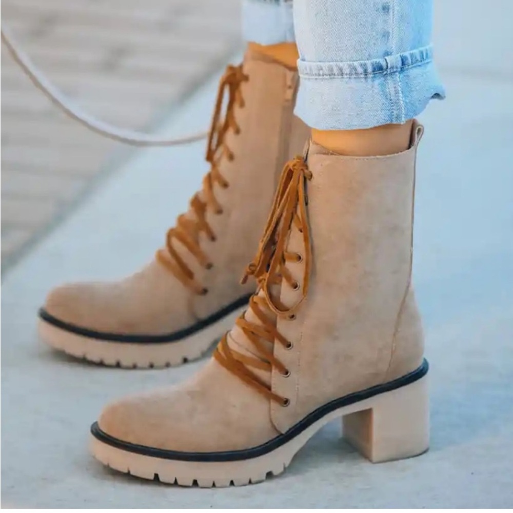 NIB 6 Pack Oasis Society Vegan Leather Suede Tan Lace Up Boots